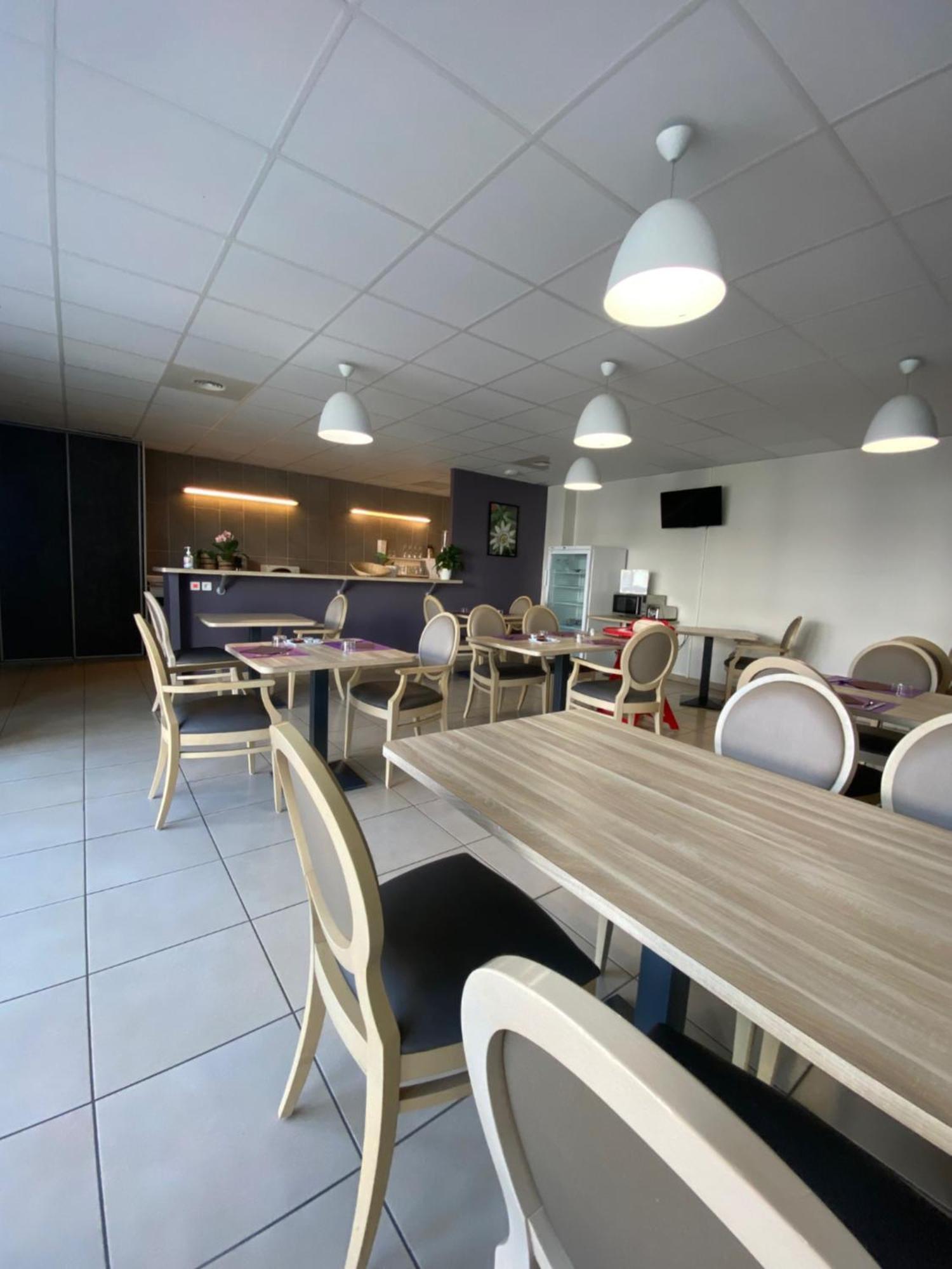Douce France Hotel Cuxac-d'Aude Exterior photo